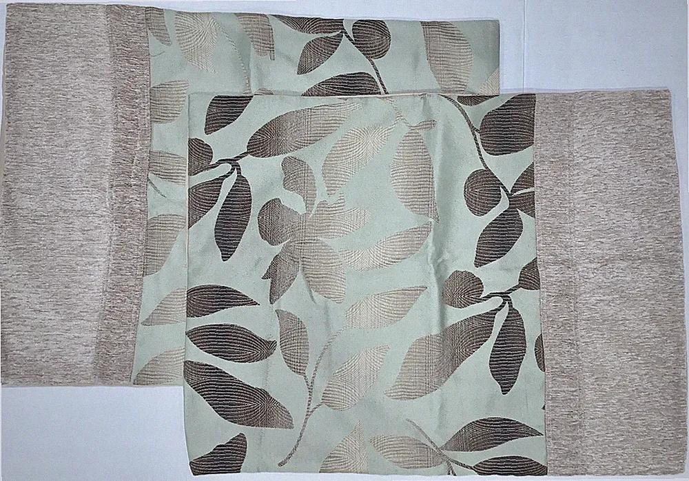 2 NWOT B.Smith with Style Green Tan Gradient Floral Embroidered Standard Shams