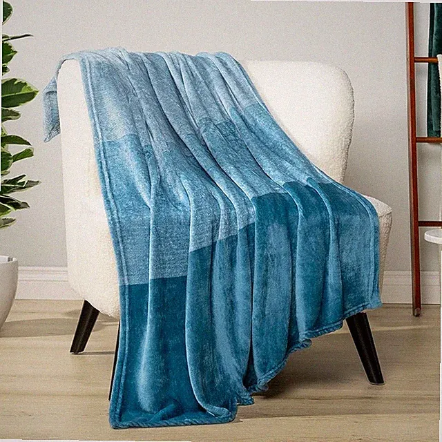 Blue Ombre Fleece Throw Blanket for Couch, Soft Flannel Blanket