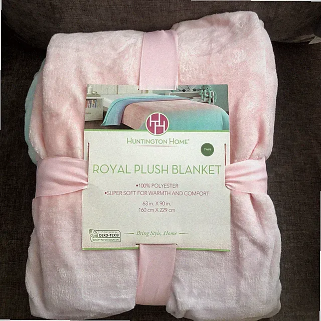 Twin Size Plush Rainbow Ombre Pastel Blanket NWT Huntington Home 63" X 90"